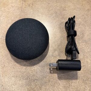 Google H0A Charcoal Home Mini Wireless Bluetooth Google Assistant Smart Speaker